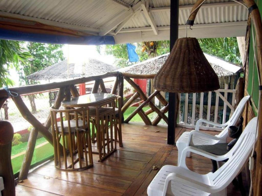 67Th Heaven Holiday Resort Lucbuan Екстериор снимка