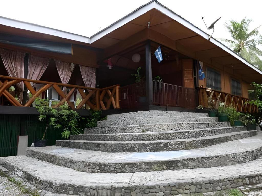 67Th Heaven Holiday Resort Lucbuan Екстериор снимка